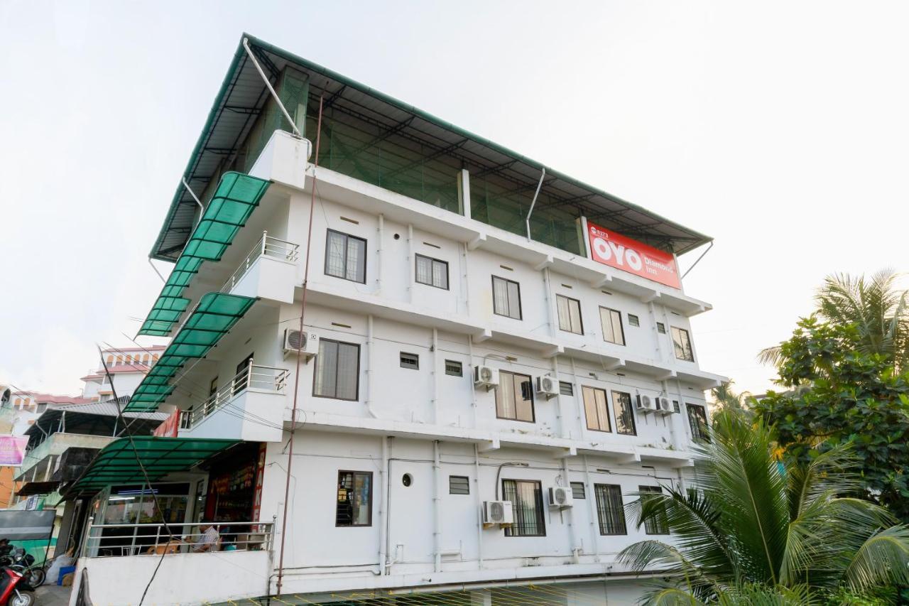 Oyo 8273 Diamond Inn Kochi 外观 照片