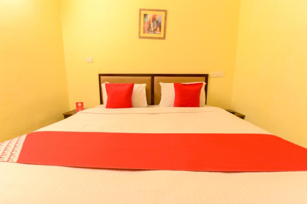 Oyo 8273 Diamond Inn Kochi 外观 照片