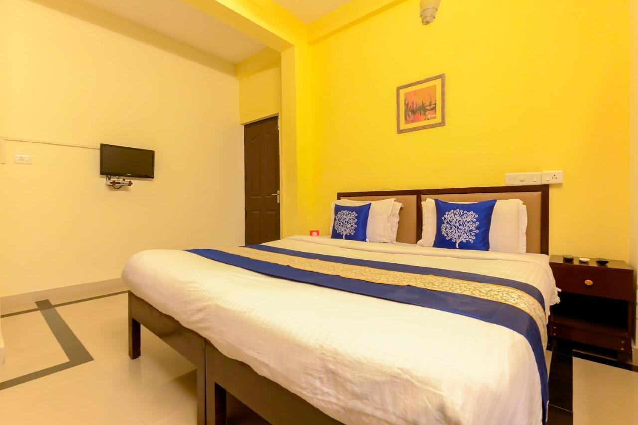 Oyo 8273 Diamond Inn Kochi 外观 照片
